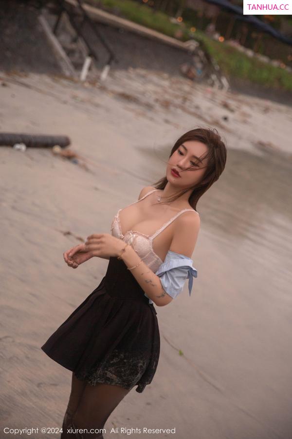 綺裡嘉 绮里嘉 [XiuRen]高清写真图 2024.06.25 No.8752 绮里嘉ula 海边沙滩第46张图片